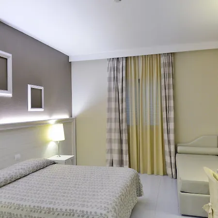 Hotel Degli Ulivi 3*