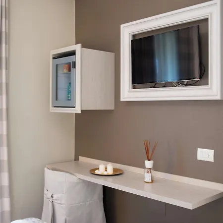 德优利维酒店 费兰迪纳