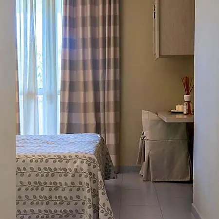 Degli Ulivi 3*