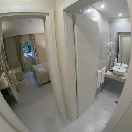 Hotel Degli Ulivi 3*