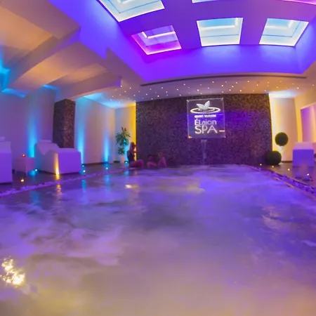 酒店 德优利维酒店 3*